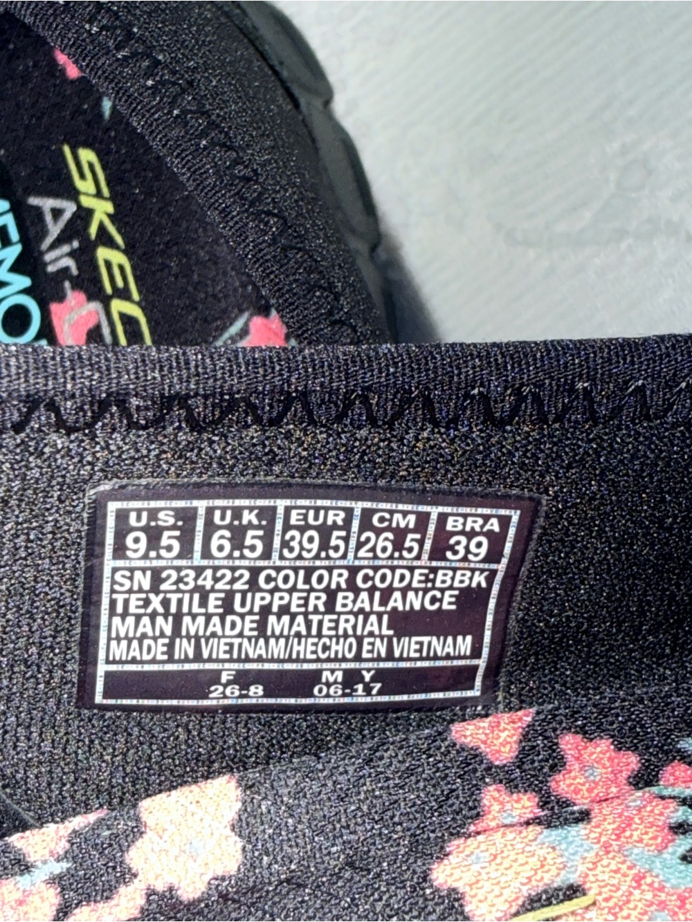 Skechers Air-Cooled Memory Foam Black Lace Slip On Flats 23422 BBK Womens 9.5 - Picture 3 of 9